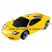 Мини-желтый игрушечный автомобиль
